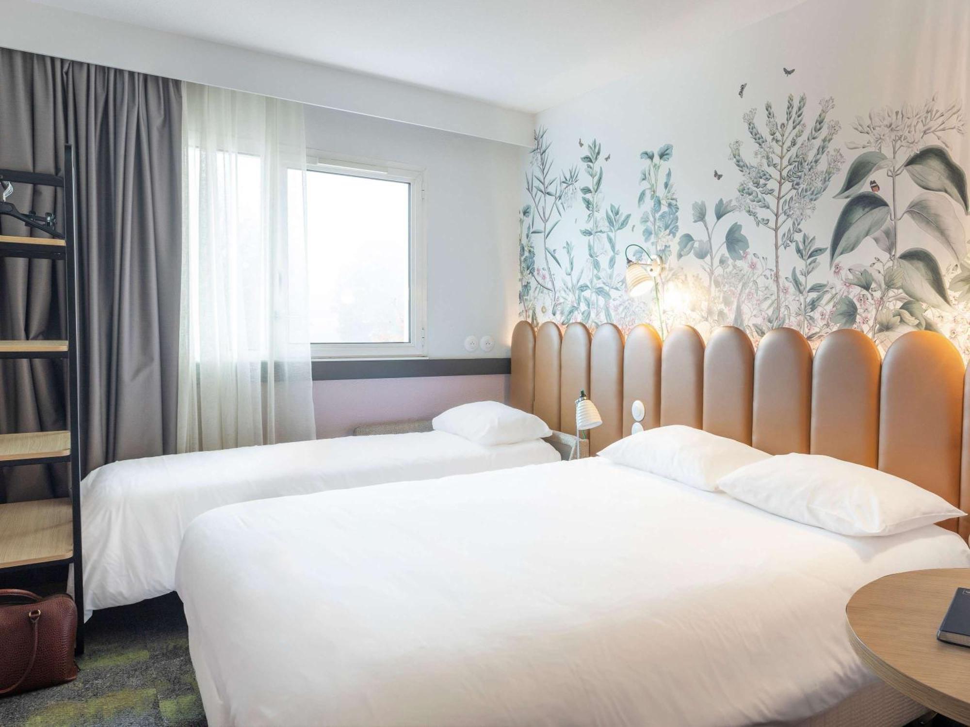 Ibis Styles Pontivy Centre Bretagne Hotel Exterior foto