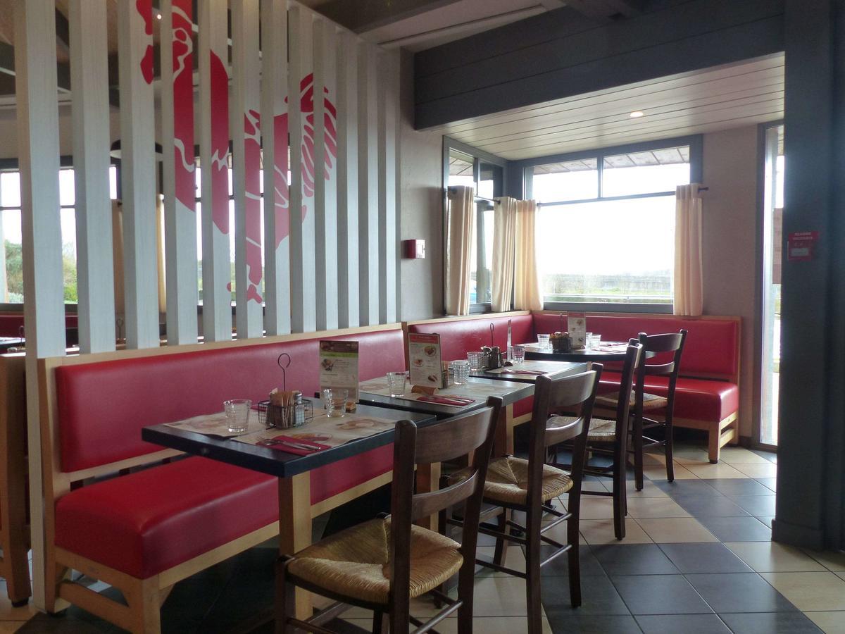 Ibis Styles Pontivy Centre Bretagne Hotel Exterior foto